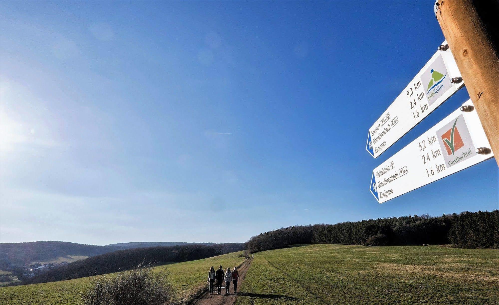Hotel Und Landgasthof Zum Bockshahn Spessart  Exterior photo